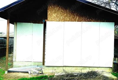 Casă cu 4 camere cu Teren 300 Mp în Central - 1