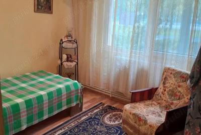 Apartament cu 2 camere ,Zona Poarta 6 - 2