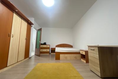 370€, metrou Timpuri Noi, spatioasa, zugravita - 9