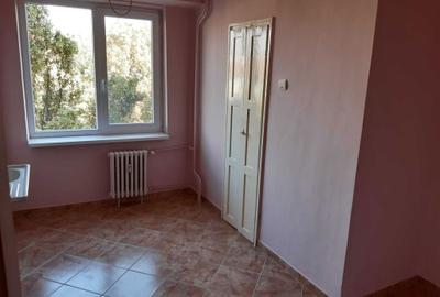 Apartament cu 2 camere decomandat în Dacia - 1