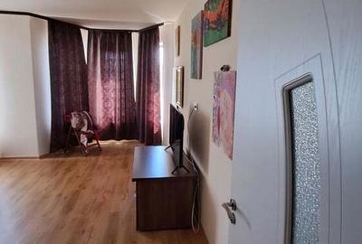 Casă cu 5 camere cu Teren 408 Mp în Găgeni - 1
