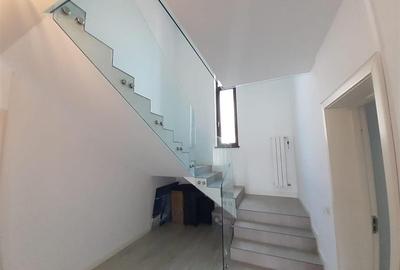 Casă cu 5 camere cu Teren 400 Mp în Lețcani - 18