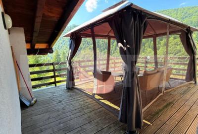 Apartament cu 3 camere semidecomandat, mobilat în Predeal - 1