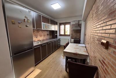 Apartament 3 camere - Bd. Dunarea, etaj 3, decomandat, stradal - 1