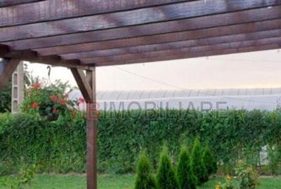 Casă cu 2 camere cu Teren 2324 Mp în 23 August - 6