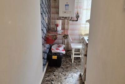 Apartament cu 2 camere semidecomandat în Central