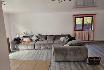 Casa de inchiriat in Gilau, la marginea padurii, constructie deosebita - 3