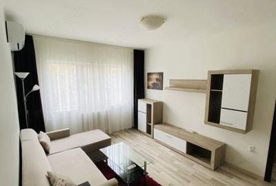 Apartament cu 2 camere decomandat în Obor