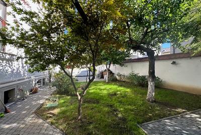 Casă individuală cu 10 camere cu Teren 600 Mp în Capitale - 8