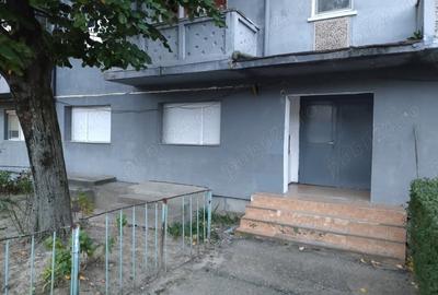 Apartament cu 3 camere semidecomandat în Central - 2