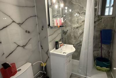 Apartament cu 3 camere semidecomandat în Central - 8