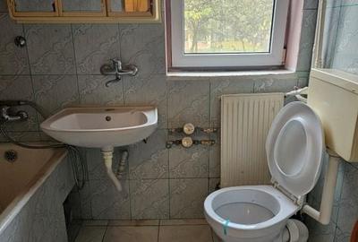 Garsoniera 18mp, Etaj 1, Zona Blascovici, Liceul CFR, Comision 0% - 4