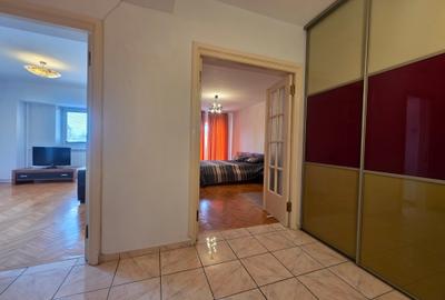 Apartament cu 2 camere decomandat, mobilat în P-ța Unirii - 9