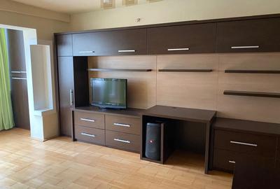 Apartament cu 2 camere decomandat în Central - 4