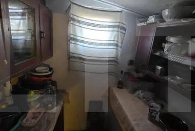 Casă cu 3 camere cu Teren 4669 Mp în Leț - 5