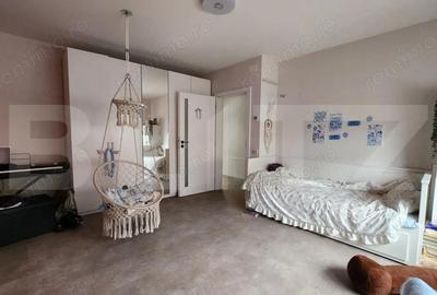 Casă cu 6 camere cu Teren 960 Mp în Central - 7