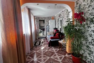 Casa de vanzare cu teren - 3