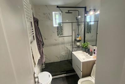 Apartament cu 2 camere semidecomandat în 1 Mai