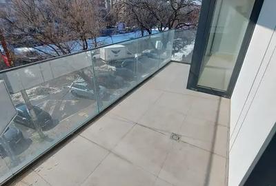 Apartament cu 3 camere decomandat în 13 Septembrie - 3