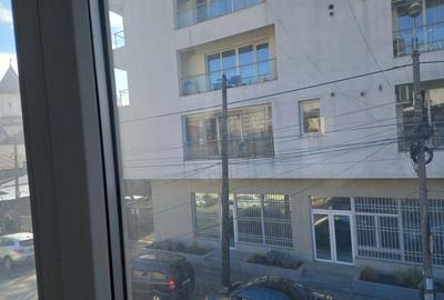 Casă cu 6 camere în Central - 10