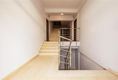 Studio,regim vila,LUX protocol,doua terase,pod propriu,Tractorul,Brasov:Film& Li - 18