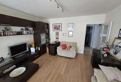 Apartament cu 2 camere decomandat în Micro 17 - 10