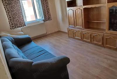 Apartament cu 3 camere decomandat în Central - 1