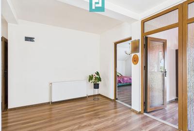 Casă cu 5 camere cu Teren 800 Mp în Zimandcuz - 2