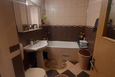 Apartament cu 2 camere decomandat în Central - 3