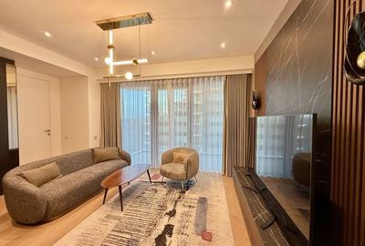 One Eliade / disponibilitate imediată - 4