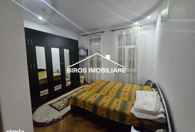 Casă cu 4 camere în Central - 1
