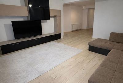 Apartament cu 3 camere, mobilat în Central - 18