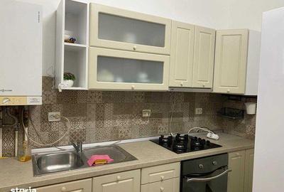 Casă cu 2 camere cu Teren 70 Mp în Central - 1