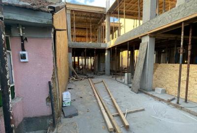 Casă cu 4 camere cu Canalizare în Inel II - 1