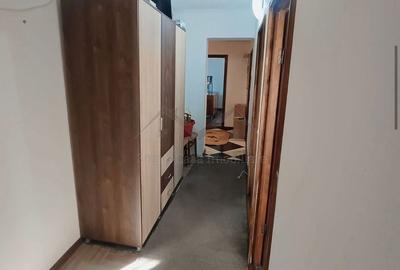 Apartament cu 3 camere decomandat în Nicolina - 9