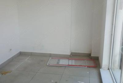 Spațiu comercial, de 80 mp, în Drumul Taberei