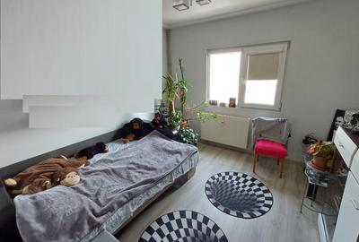 Vanzare apartament 3 camere Militari - Pacii et 9/10 vedere libera panoramica - 5