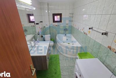 Apartament cu 3 camere în Central - 2