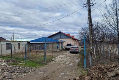 Se ofera spre vanzare / inchiriere cladire cu spa?iu... - 4