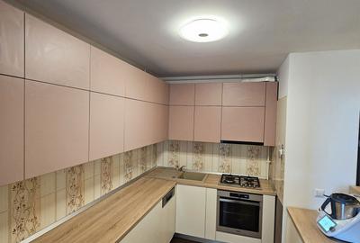 Apartament cu 3 camere semidecomandat în Dumbrăvița - 2