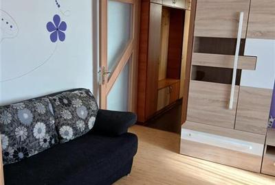 Apartament cu 2 camere nedecomandat, mobilat în Vasile Aaron - 1