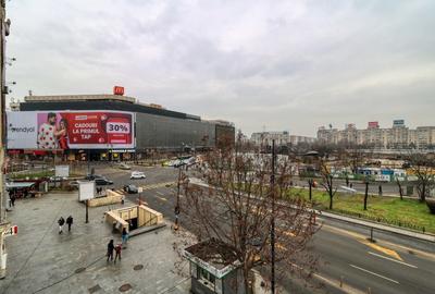 Apartament cu 4 camere decomandat în P-ța Unirii - 33