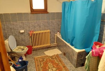 Vand casa in Targu Jiu in zona buna ?i lini?tita! - 2