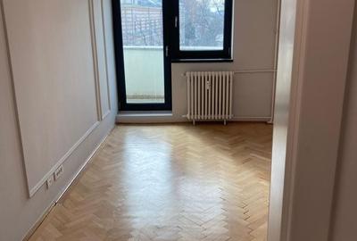Apartament cu 3 camere decomandat în Unirii - 7
