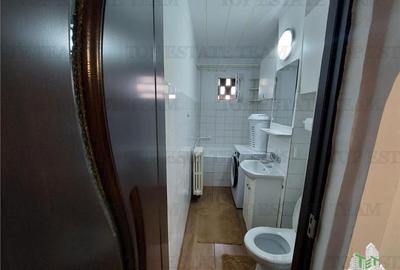 Apartament cu 3 camere decomandat, mobilat în Casa de Cultură - 11