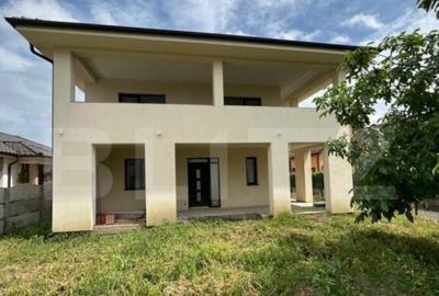 Casa individuala 270 mp, teren 508 mp, zona Carpati 2 - 4