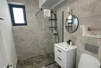 Apartament cu 2 camere decomandat în Mamaia