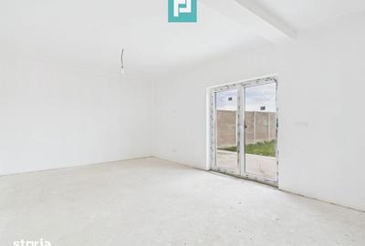 Casă cu 3 camere cu Teren 315 Mp în Central - 2