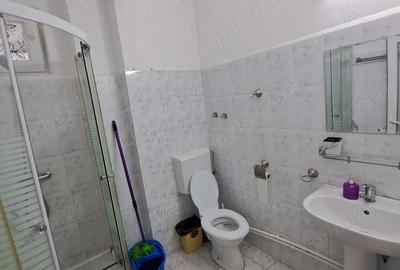 Garsonieră decomandată în Nord