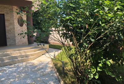 Casă individuală cu 7 camere cu Canalizare în Apărătorii Patriei - 23